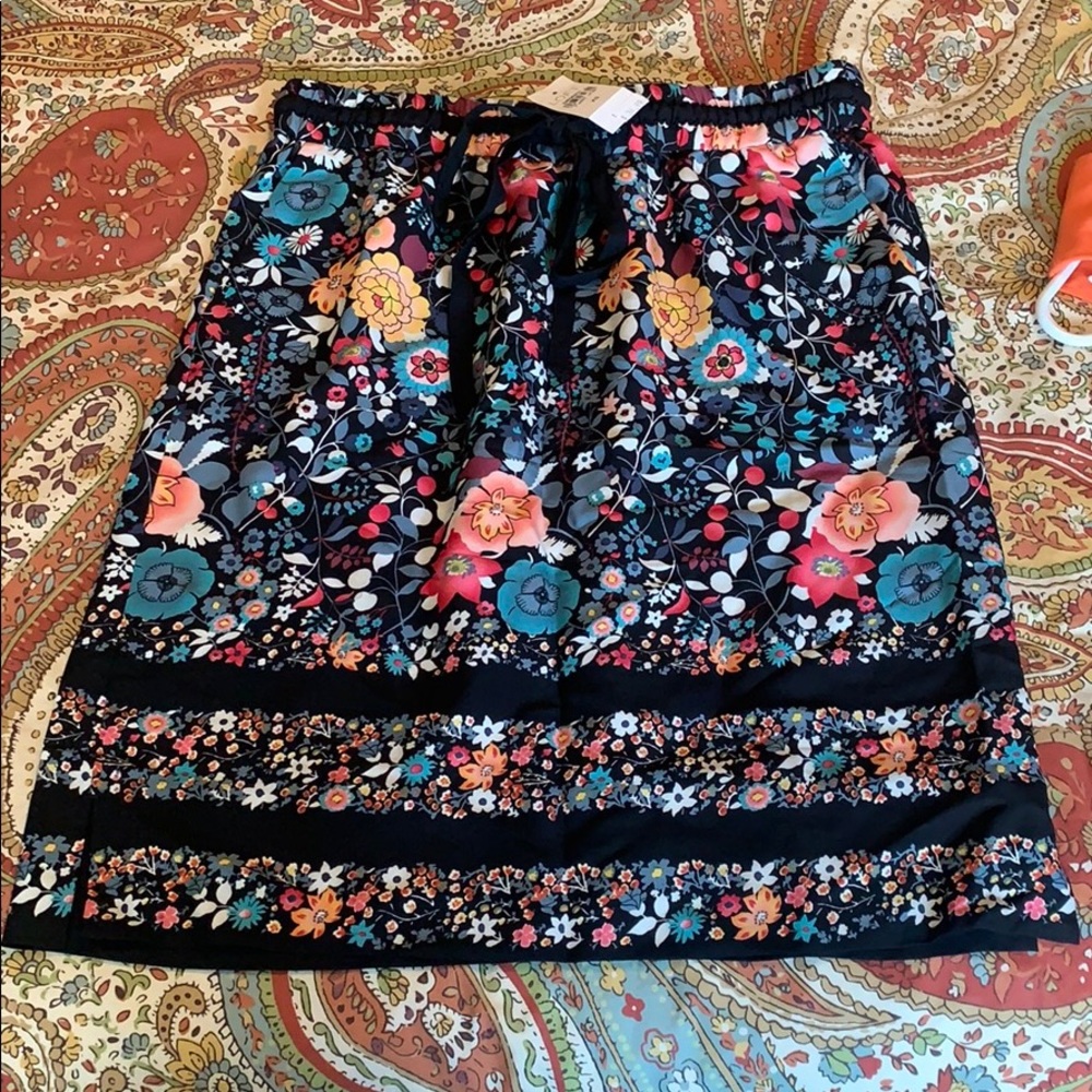 LOFT skirt